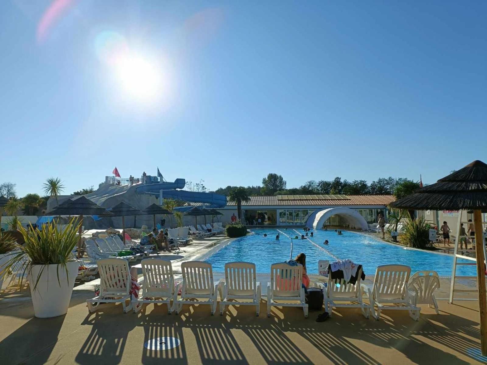 Campsite Mobil Luxueux - 40 M2 Terrasse Couverte - La Palmyre - Les Charmettes 4 Etoiles *