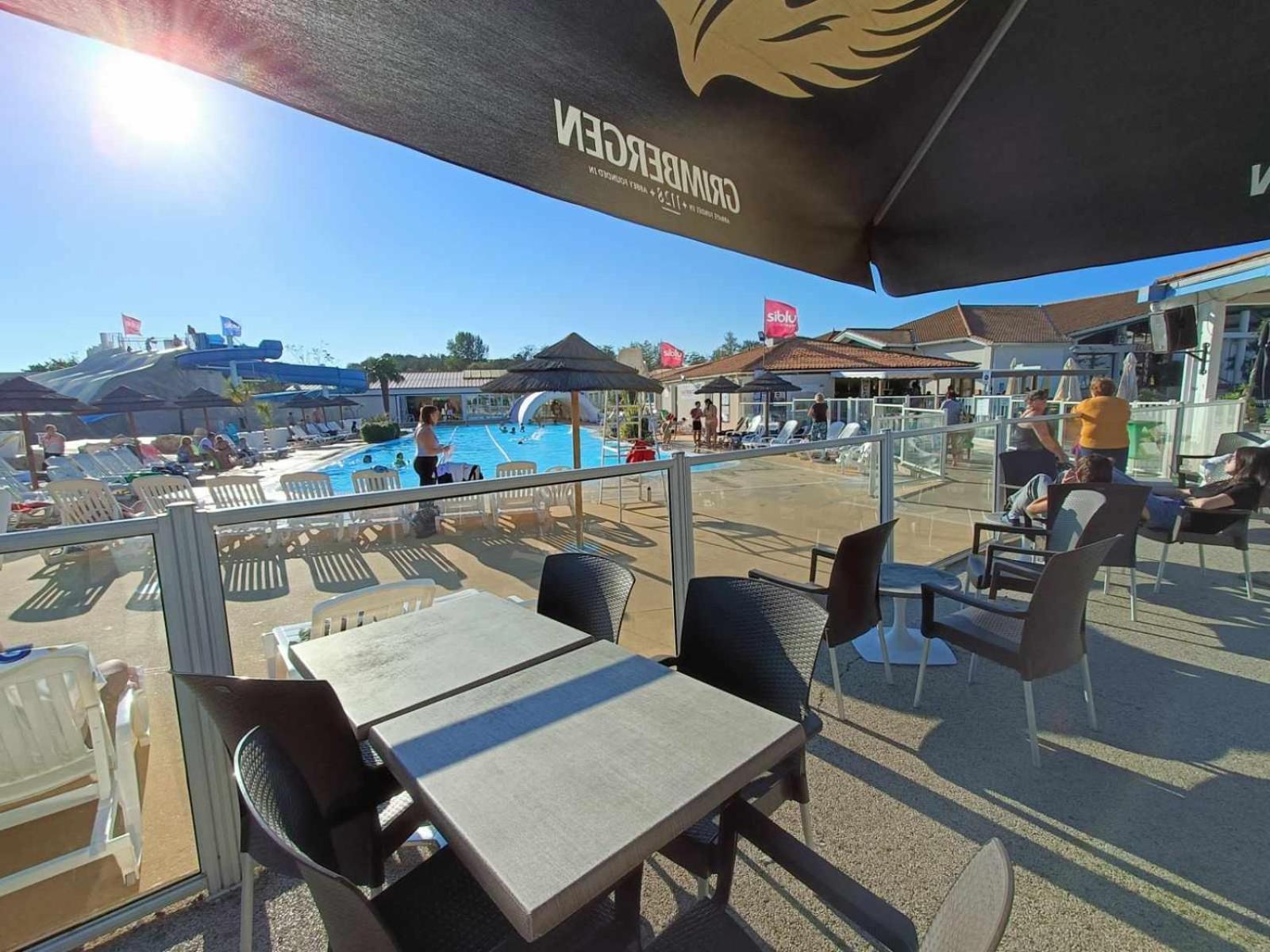 Campsite Mobil Luxueux - 40 M2 Terrasse Couverte - La Palmyre - Les Charmettes 4 Etoiles Les Mathes